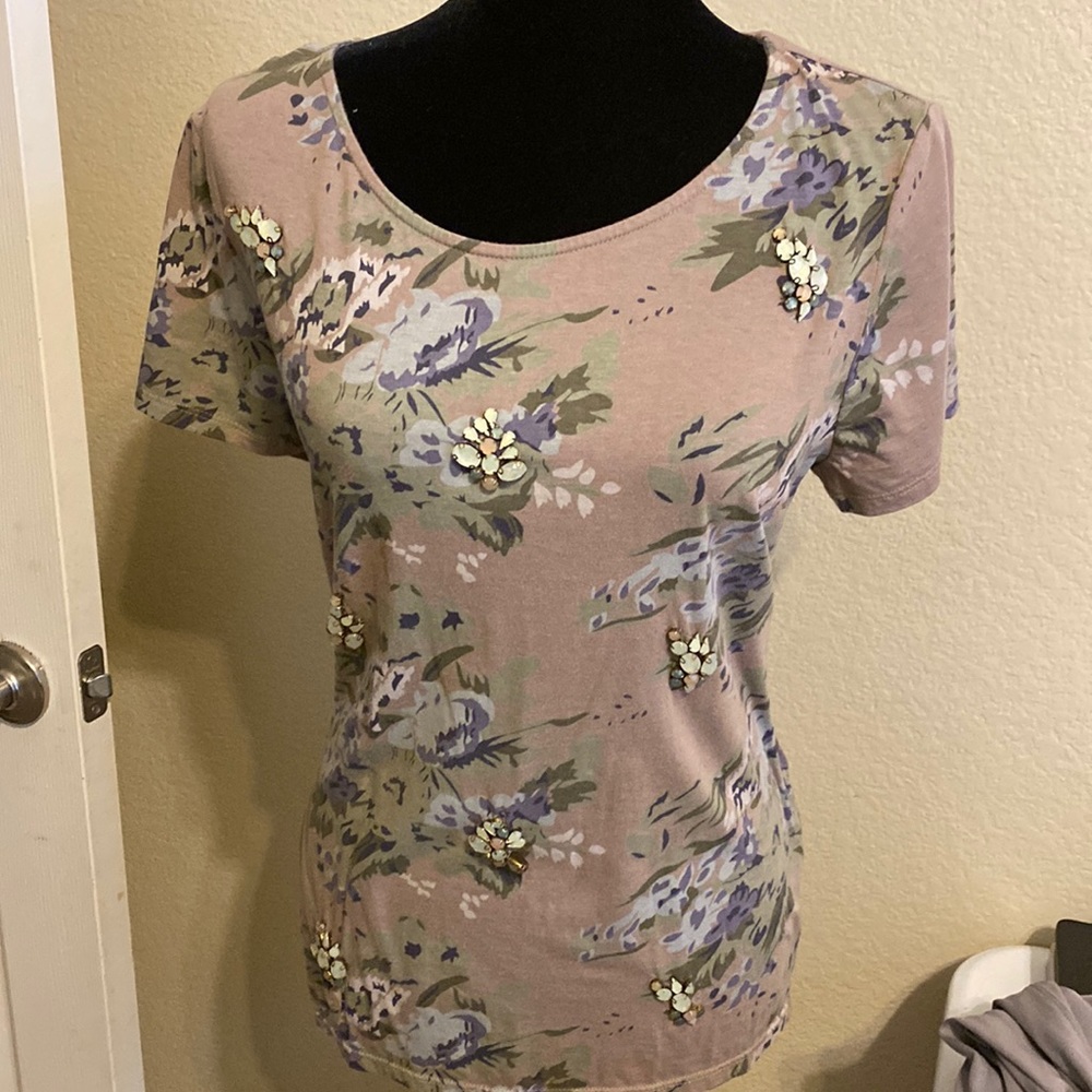 Stone accents green tee